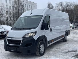 Цельнометаллический фургон Peugeot Boxer 2023 года, 5450000 рублей, Москва