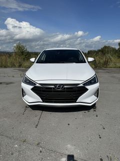 Седан Hyundai Avante 2019 года, 2027000 рублей, Ачинск