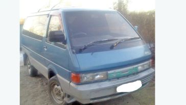    Nissan Largo 1990 , 150000 , 