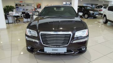  Chrysler 300C 2012 , 1762500 , 