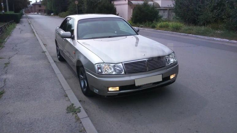  Nissan Cedric 2000 , 260000 , --