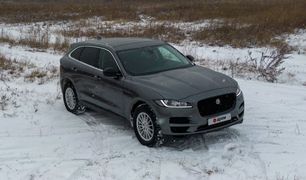 SUV или внедорожник Jaguar F-Pace 2017 года, 3890000 рублей, Красноярск