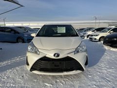Хэтчбек Toyota Vitz 2018 года, 999000 рублей, Красноярск
