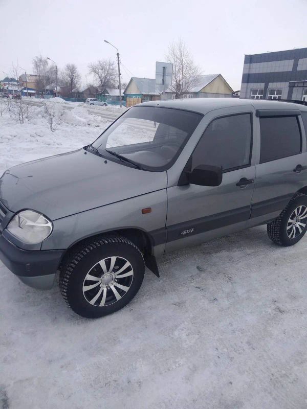 SUV   Chevrolet Niva 2008 , 240000 , 