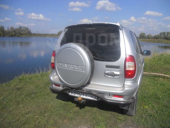 SUV   Chevrolet Niva 2004 , 222000 , 