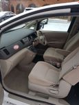    Toyota Isis 2008 , 720000 , 