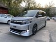    Toyota Voxy 2015 , 1595000 , 