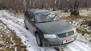 Универсал Volkswagen Passat 1998 года, 390000 рублей, Новосибирск
