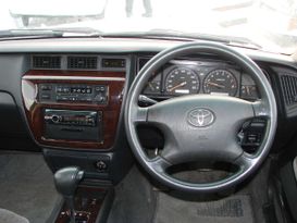 Toyota Crown 2002 , 215000 , 