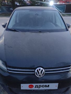    Volkswagen Touran 2011 , 690000 , 