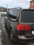    Volkswagen Touran 2011 , 520000 , 