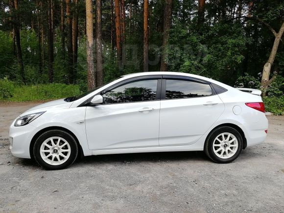  Hyundai Solaris 2012 , 450000 , 