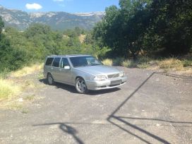  Volvo V70 1997 , 200000 , 