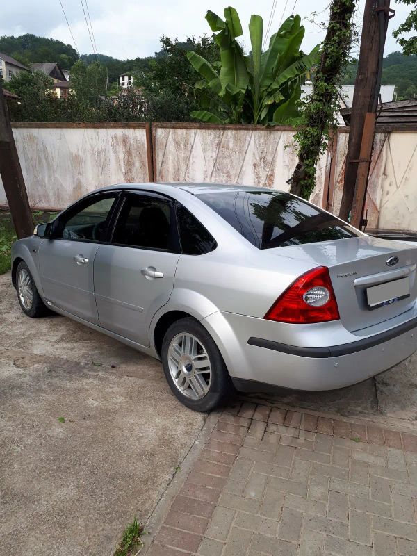  Ford Focus 2007 , 270000 , 