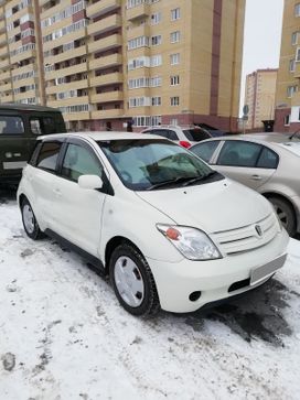  Toyota ist 2004 , 320000 , 