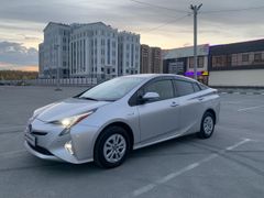 Лифтбек Toyota Prius 2018 года, 1800000 рублей, Омск