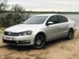  Volkswagen Passat 2011 , 600000 ,  