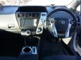    Toyota Prius Alpha 2012 , 840000 , 