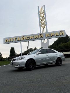 Седан Toyota Camry 2004 года, 900000 рублей, Новокузнецк