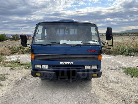   Mazda Titan 1990 , 1290000 , 