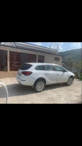  Opel Astra 2012 , 270000 , 