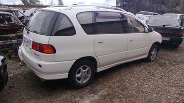    Toyota Ipsum 2001 , 100000 , 