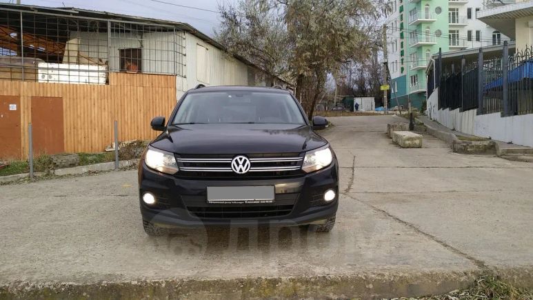 SUV   Volkswagen Tiguan 2012 , 699999 , -