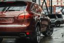 SUV   Porsche Cayenne 2012 , 2200000 , 