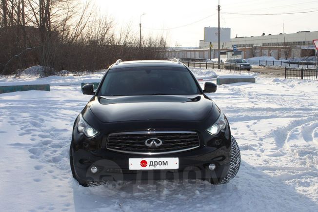 SUV   Infiniti FX35 2009 , 900000 , 