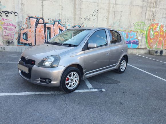  Toyota Vitz 2001 , 218000 , 