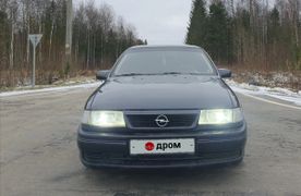 Седан Opel Vectra 1993 года, 140000 рублей, Шарья
