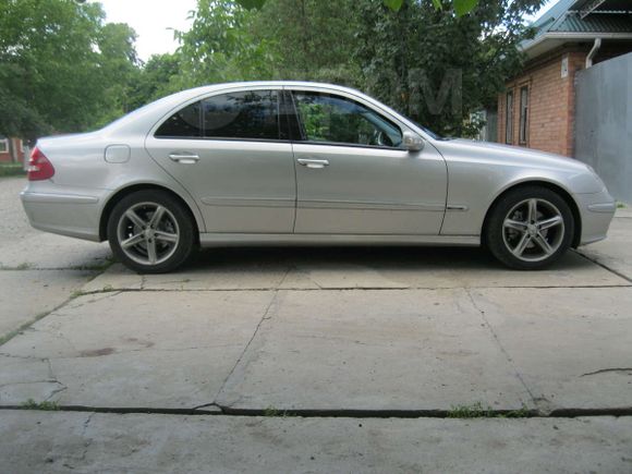  Mercedes-Benz E-Class 2003 , 599999 , 