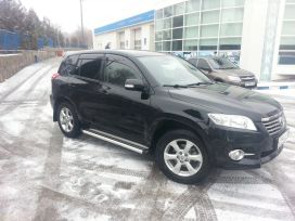 SUV   Toyota RAV4 2011 , 880000 , 