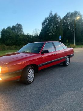  Audi 100 1988 , 255000 , 