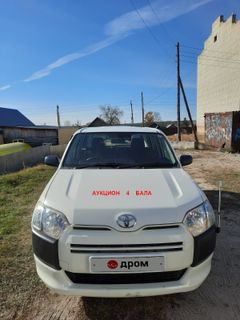 Универсал Toyota Probox 2018 года, 800000 рублей, Алдан