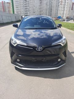 SUV или внедорожник Toyota C-HR 2017 года, 1949000 рублей, Брянск