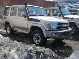 SUV   Toyota Land Cruiser 2012 , 2000000 , 