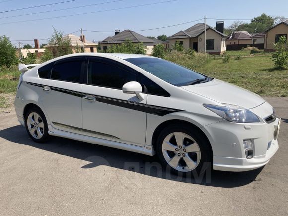  Toyota Prius 2010 , 830000 , 