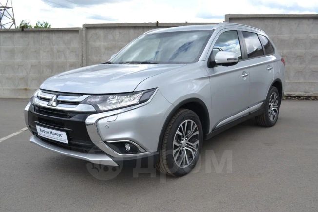 SUV   Mitsubishi Outlander 2018 , 1919000 , 