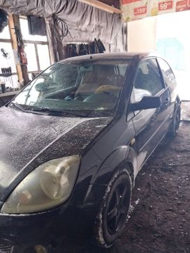  3  Ford Fiesta 2007 , 200000 , 