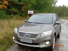 SUV   Toyota RAV4 2010 , 1050000 , 