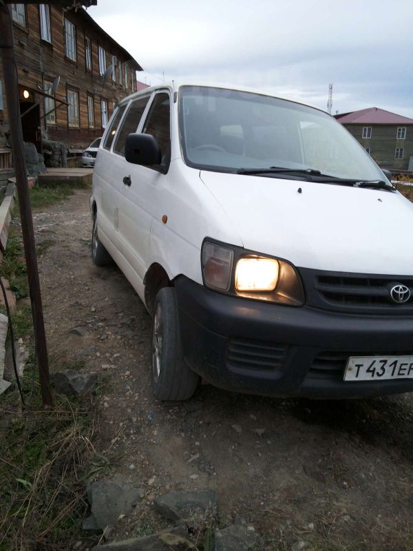    Toyota Town Ace 2001 , 200000 , 