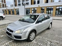 Седан Ford Focus 2005 года, 305000 рублей, Барнаул