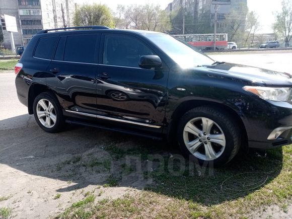 SUV   Toyota Highlander 2013 , 1350000 , 