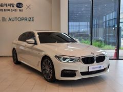 Седан BMW 5-Series 2020 года, 2850000 рублей, Владивосток