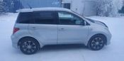  Toyota ist 2002 , 330000 , 