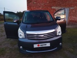    Toyota Noah 2011 , 1500000 , 