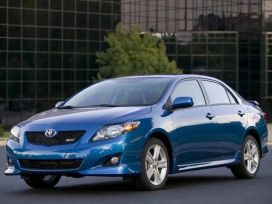  Toyota Corolla 2011 , 620000 , 