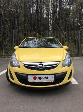  3  Opel Corsa 2013 , 450000 , 