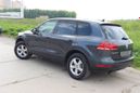 SUV   Volkswagen Touareg 2011 , 920000 , 